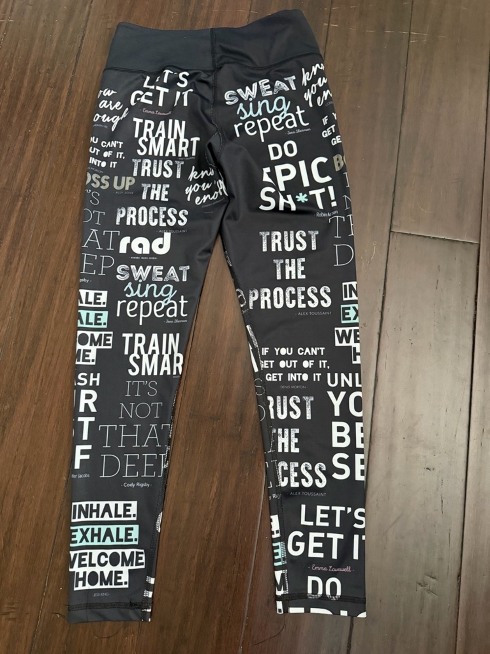 PopRAGEous LA Pop Active For Peloton Leggings Artsy Activewear medium - Picture 4 of 4